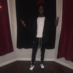 Meet your Posher, Jonathan